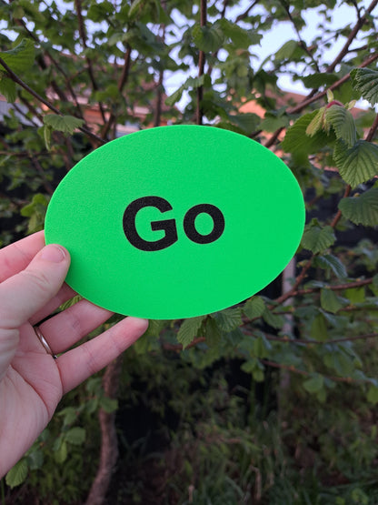 Stop and Go visual sign set